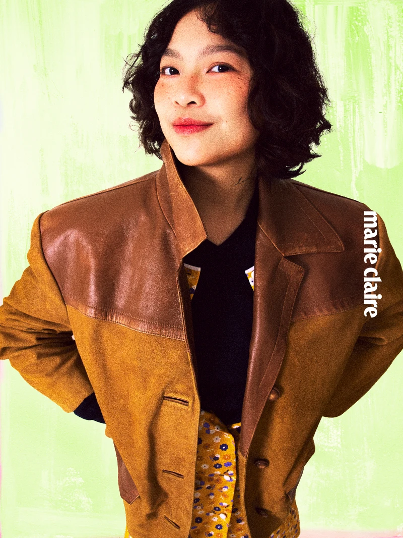 花卉裝飾洋裝、針織長袖、皮革外套，all by Miu Miu。