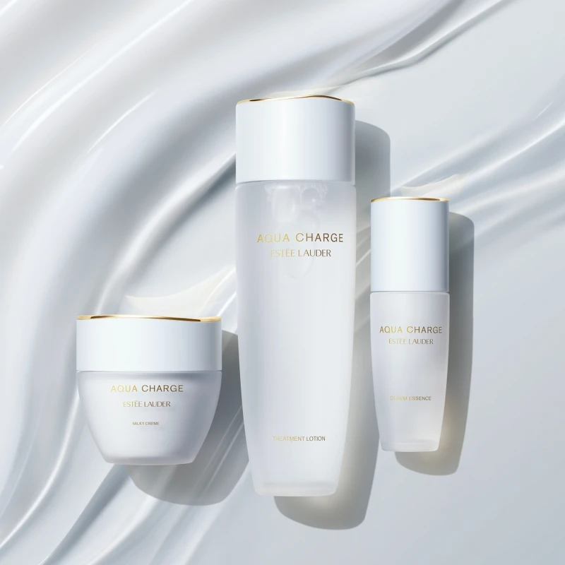 雅詩蘭黛超級米酵系列產品形象圖。