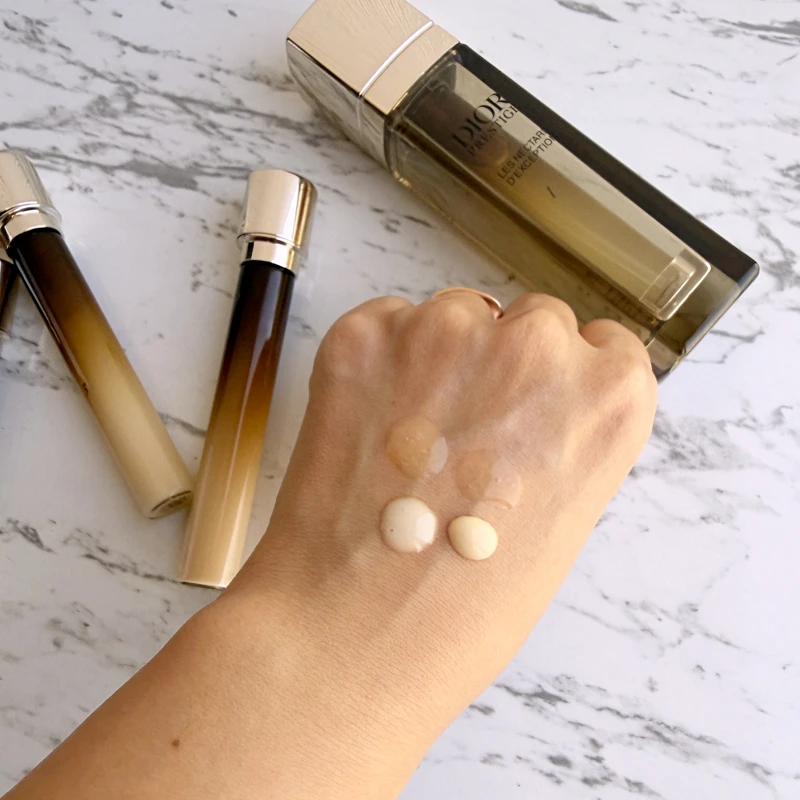 DIOR迪奧極緻精萃精雕煥顏安瓶，內含的四罐安瓶分別擁有不同訴求與質地。