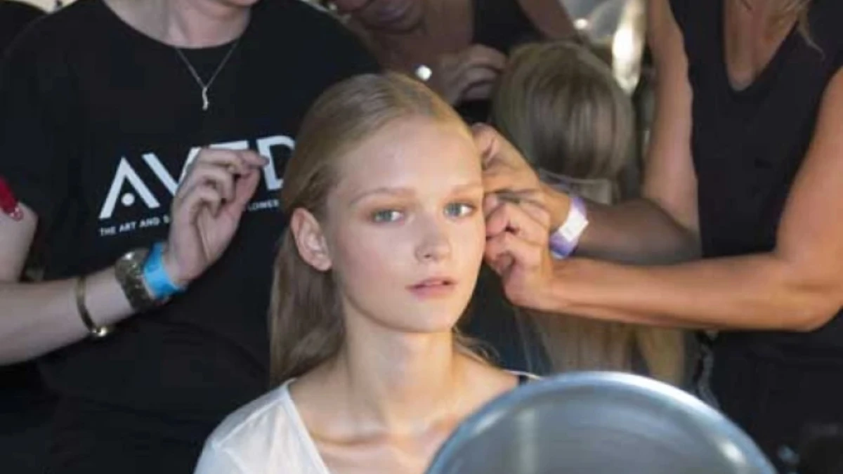 超模私下都用這些！15款時裝週後台「保命級」美妝保養神物清單