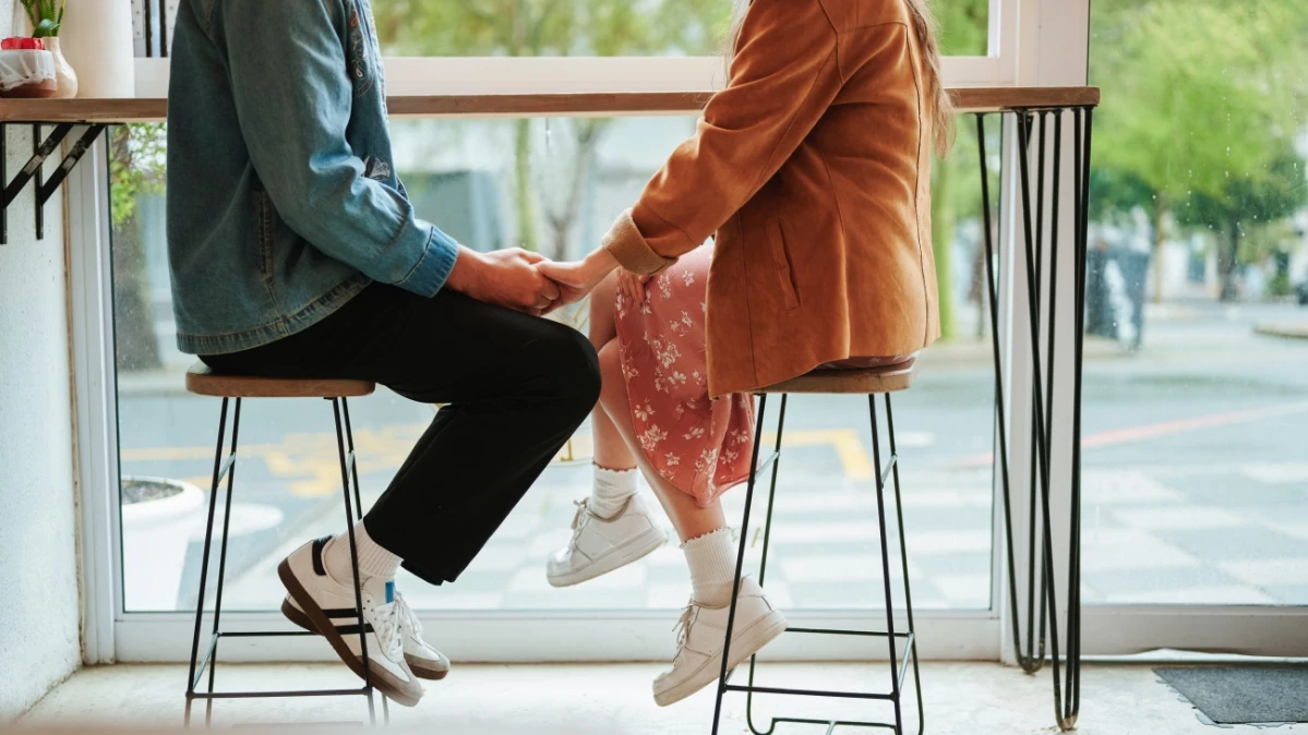 告別曖昧內耗！2026約會趨勢「Clear-Coding」是什麼？直球戀愛才是真浪漫