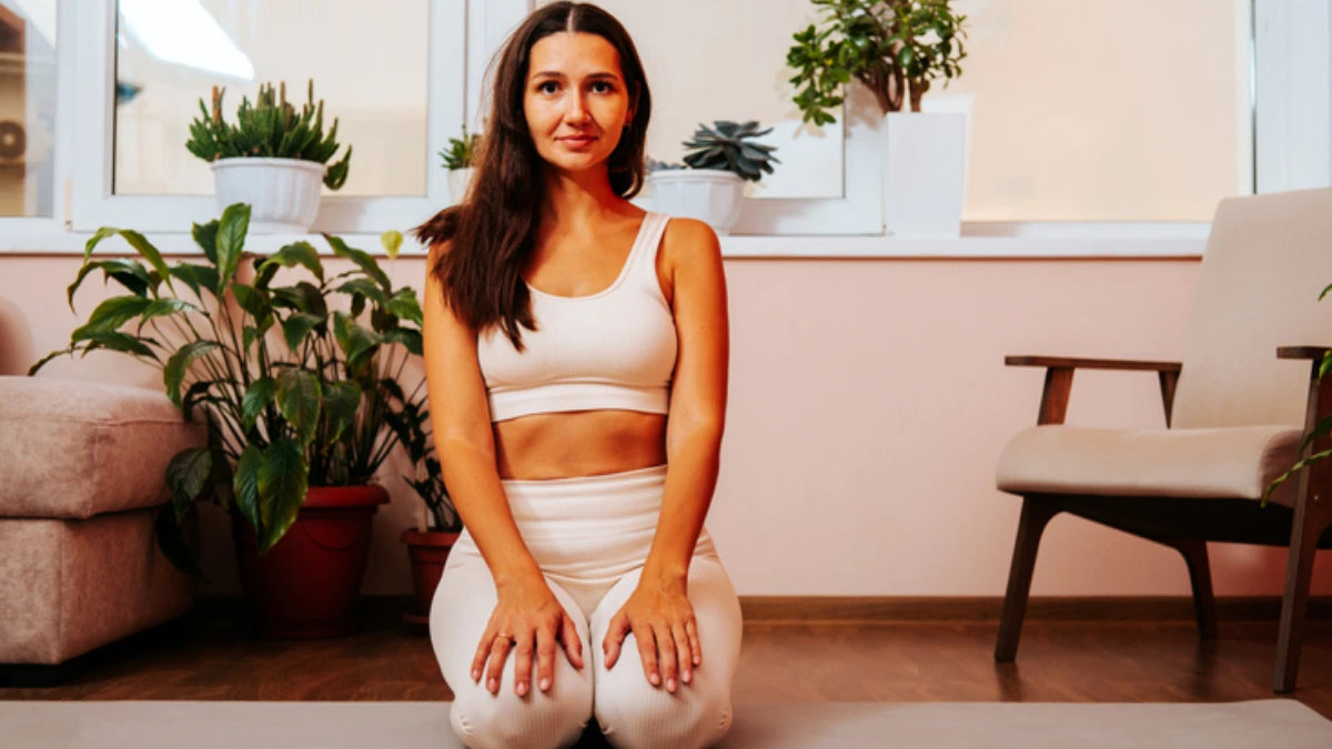 飯後跪一跪 脹氣退一退!中醫、瑜珈都推的「金剛跪坐」4步驟讓腸胃加速動起來!