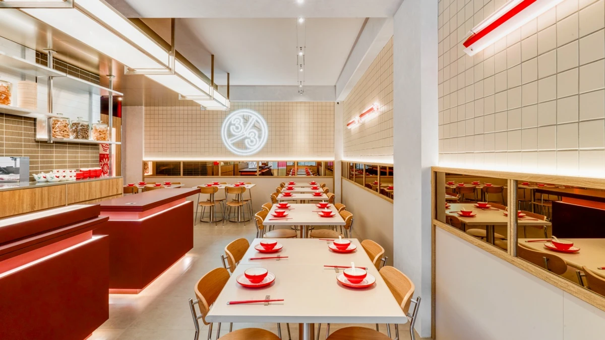 米其林餐廳T+T子品牌「三點三 DIM SUM TIME」現點現做港點，必吃黑叉燒、松露素餃、unDer lab聯名調飲