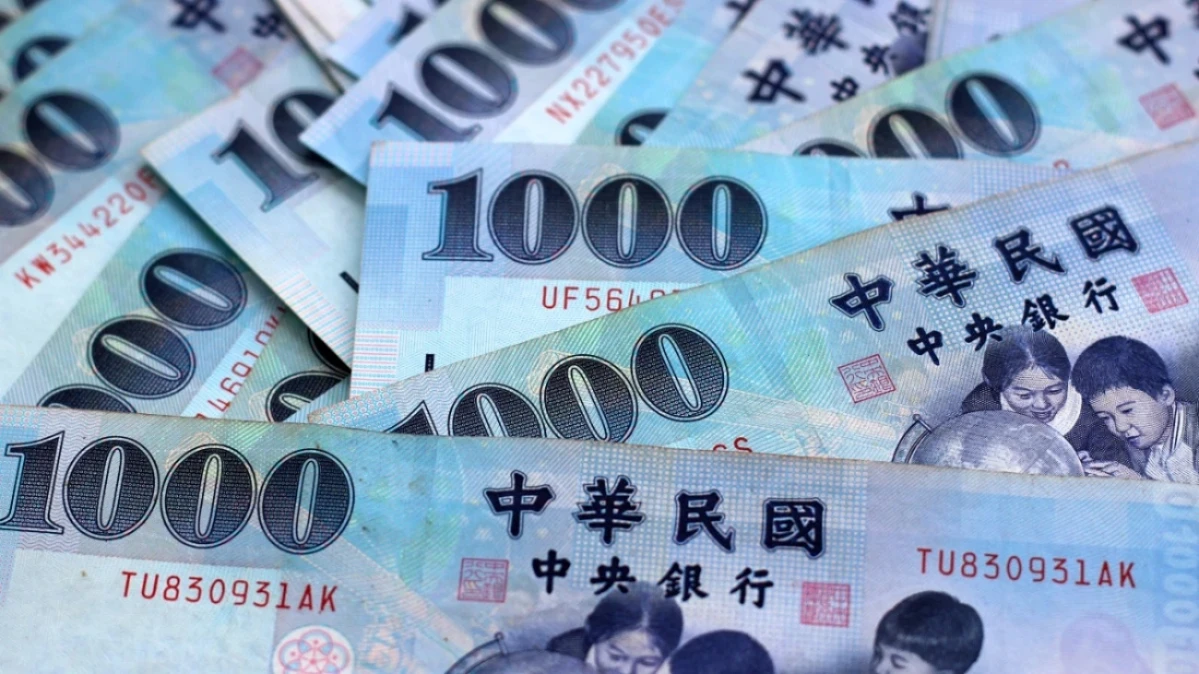 2026換新鈔哪裡領？全台銀行據點地圖、換鈔規則懶人包：100元限領100張，兆豐銀這3天也加碼