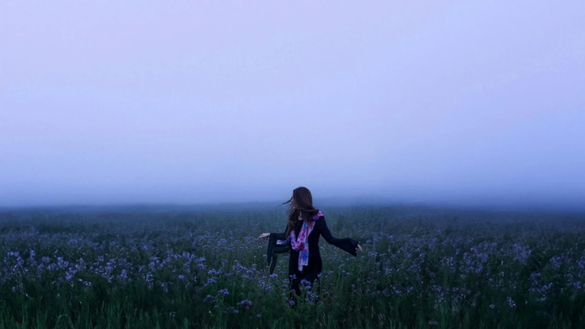 停止習慣性自責！練習7種「接納智慧」，學會與內在匱乏感溫柔和解