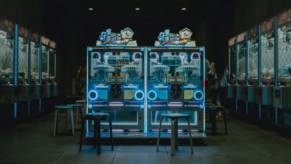 2025 YellowKorner Awards 攝影賽結果揭曉：超台味夾娃娃機、汽修師傅、漁港奪金！Open House Taipei 限時打開台北