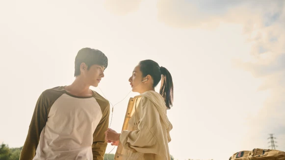 《如果我不曾見過太陽》結局！第一部彩蛋+伏筆解析：江曉彤沒死？周品瑜、江曉彤、夏天晴根本是「同一人」？