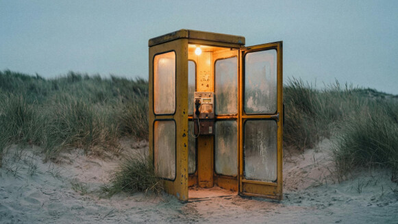 梨泰院踩踏事故後的創傷與療癒之路｜金初瓏《活下來的我們》：「你不是在玩樂時遭遇事故，你是在日常生活中遭遇事故。」