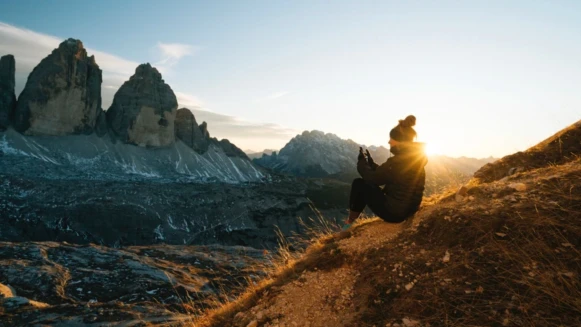 2026年MBTI運勢｜「ESFP表演者」迎來破浪之年，從隨波逐流到掌控巔峰
