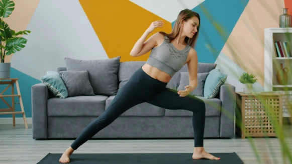 農曆春節888居家運動法：不怕過年大走鐘，衛福部最推「這一項」基本運動，維持代謝排毒這樣做！