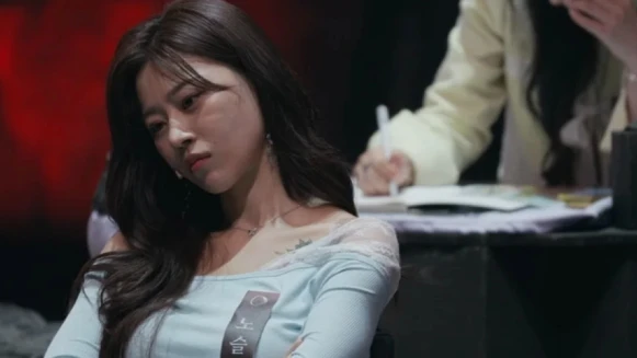 《天機試煉場》盧瑟妃是誰?沒禮貌是她的保護色?從小被家暴、19歲被迫懷孕,揭開比八點檔更殘酷的身世