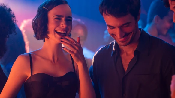 《艾蜜莉在巴黎5》看完到底會快樂、還是更生氣？6點解析：艾蜜莉只是把追愛之旅場景換到羅馬？