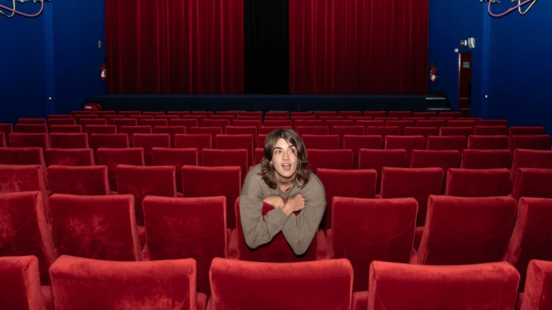 獨家專訪｜法國新生代女演員 Lomane de Dietrich：走進電影院，也走進自己