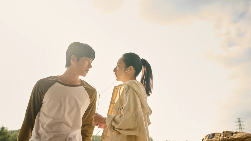 《如果我不曾見過太陽》結局！第一部彩蛋+伏筆解析：江曉彤沒死？周品瑜、江曉彤、夏天晴根本是「同一人」？