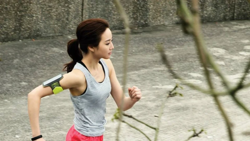 空腹運動反而胖？運動前後飲食攻略：趙函穎營養師教你吃燕麥、鮭魚增肌減脂