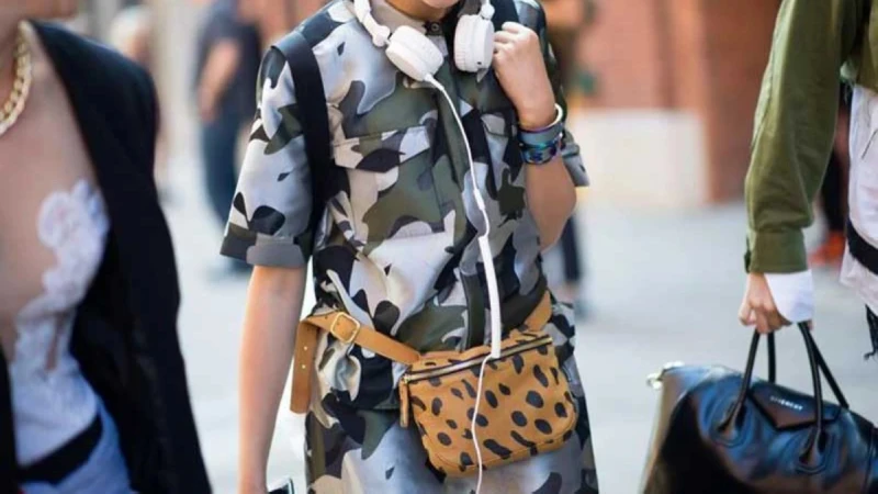 【穿搭教學】 霹靂腰包重返時尚！孫芸芸、蕾哈娜示範腰包穿搭，3招告別「擺攤感」