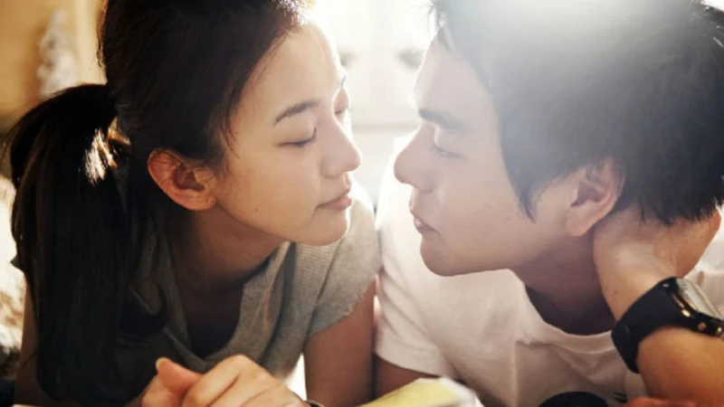 一見鍾情只需0.5秒?從「眼神落點」看穿男人心理:注視臉部才是真愛