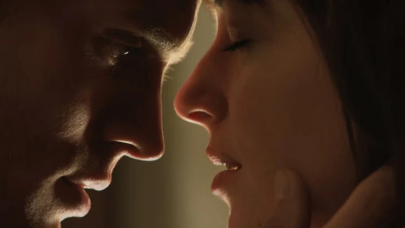 邁入更年期前後的時間點，在生理與心理上最適合的性愛頻率其實是……