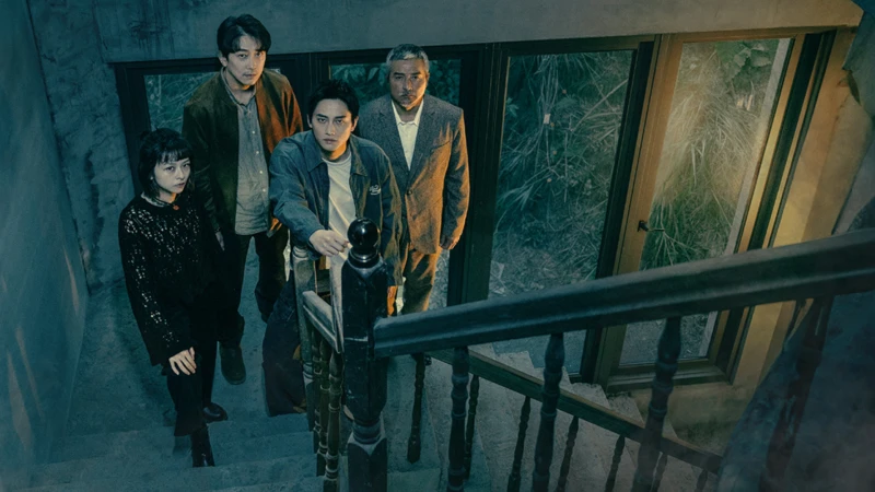 Disney+《凶宅專賣店》5大開播亮點！揭秘真實社會凶宅案，比鬼更可怕的是人心？